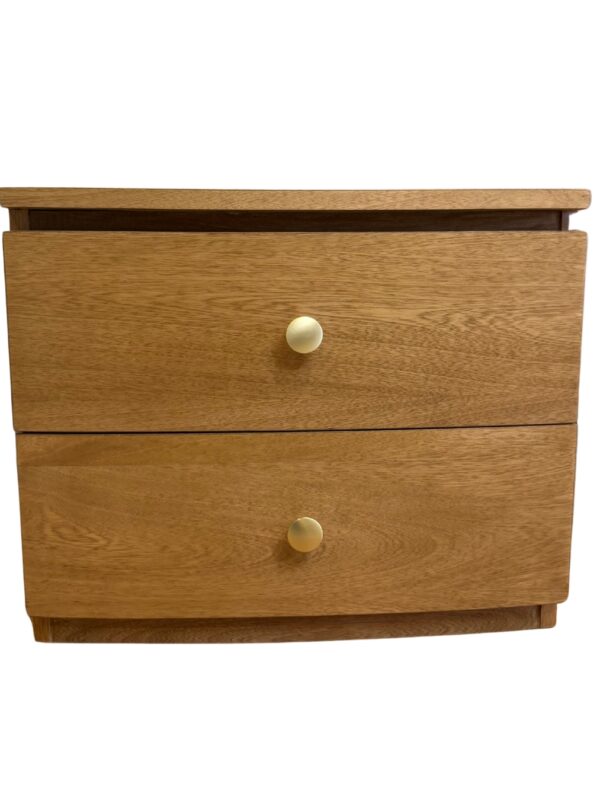 MESA DE NOCHE 100% MADERA PERILLO CLARO